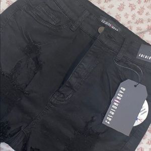 Fashion Nova Ingrid distressed shorts NEW W TAGS